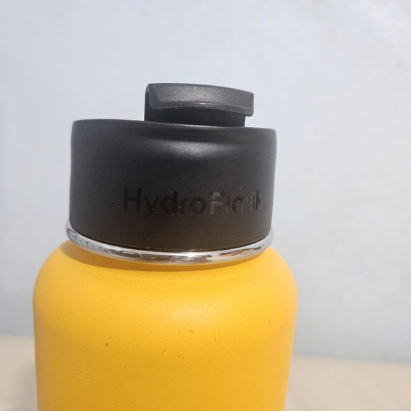 32oz Hydroflask 🍊🌞 - Picture 4 of 4